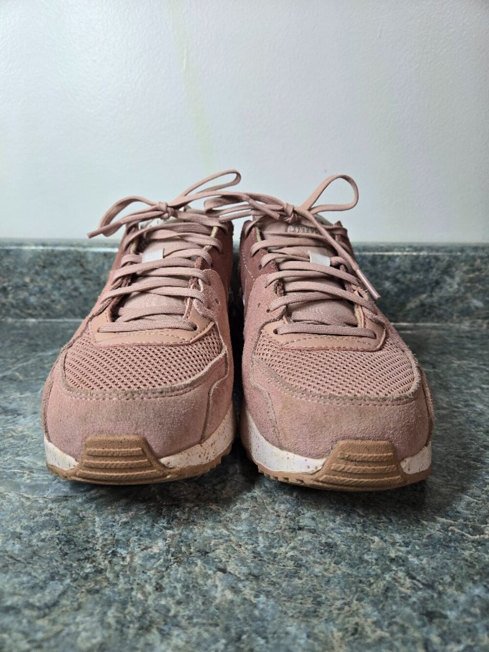Nike Air Max Excee Mauve Women's Size 7 Suede Mesh Sneakers CD5432-603 Athletic